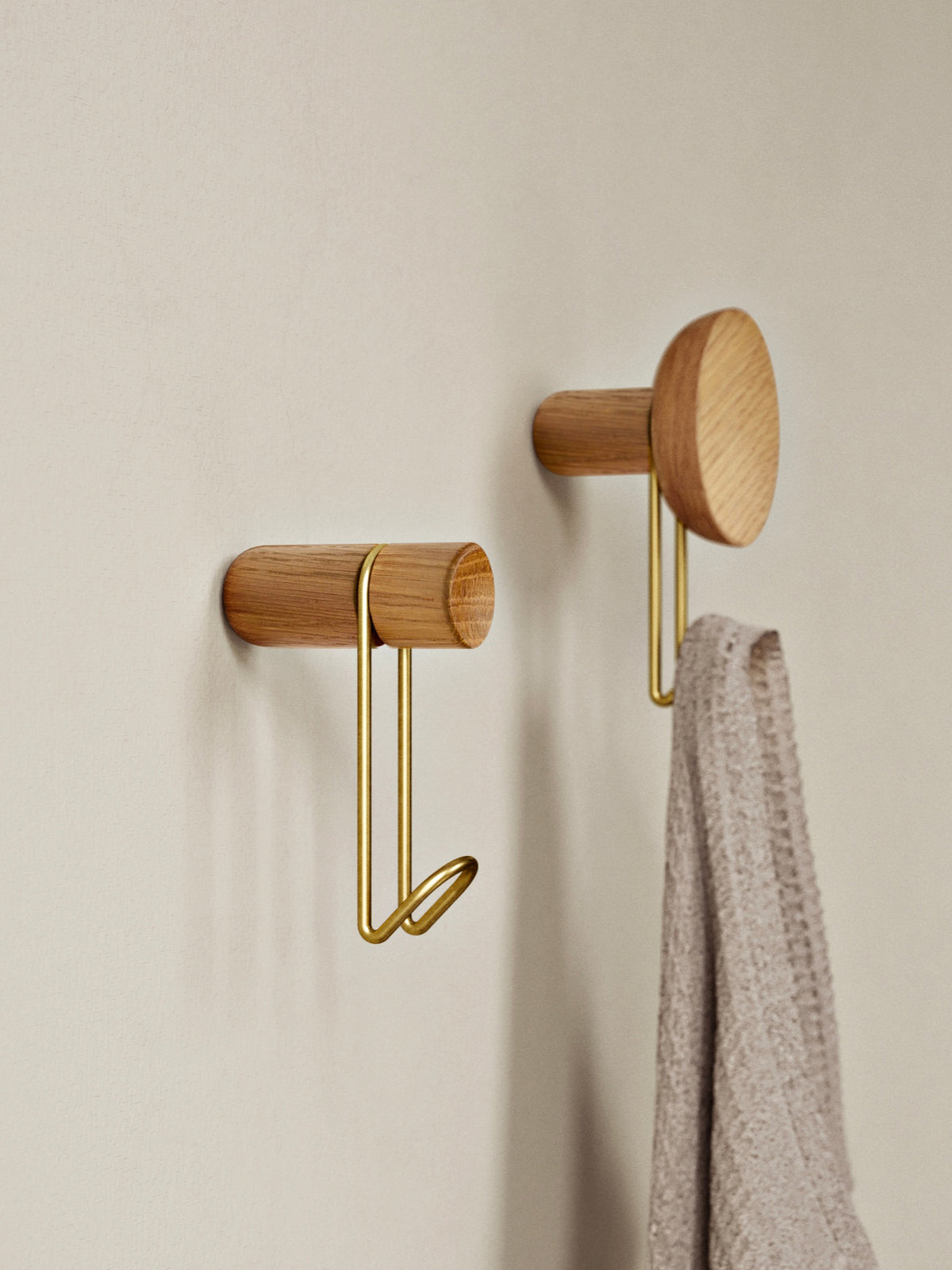 AROUND WALL HANGER LARGE Percha