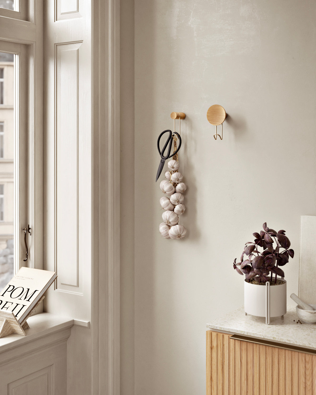 AROUND WALL HANGER LARGE Percha