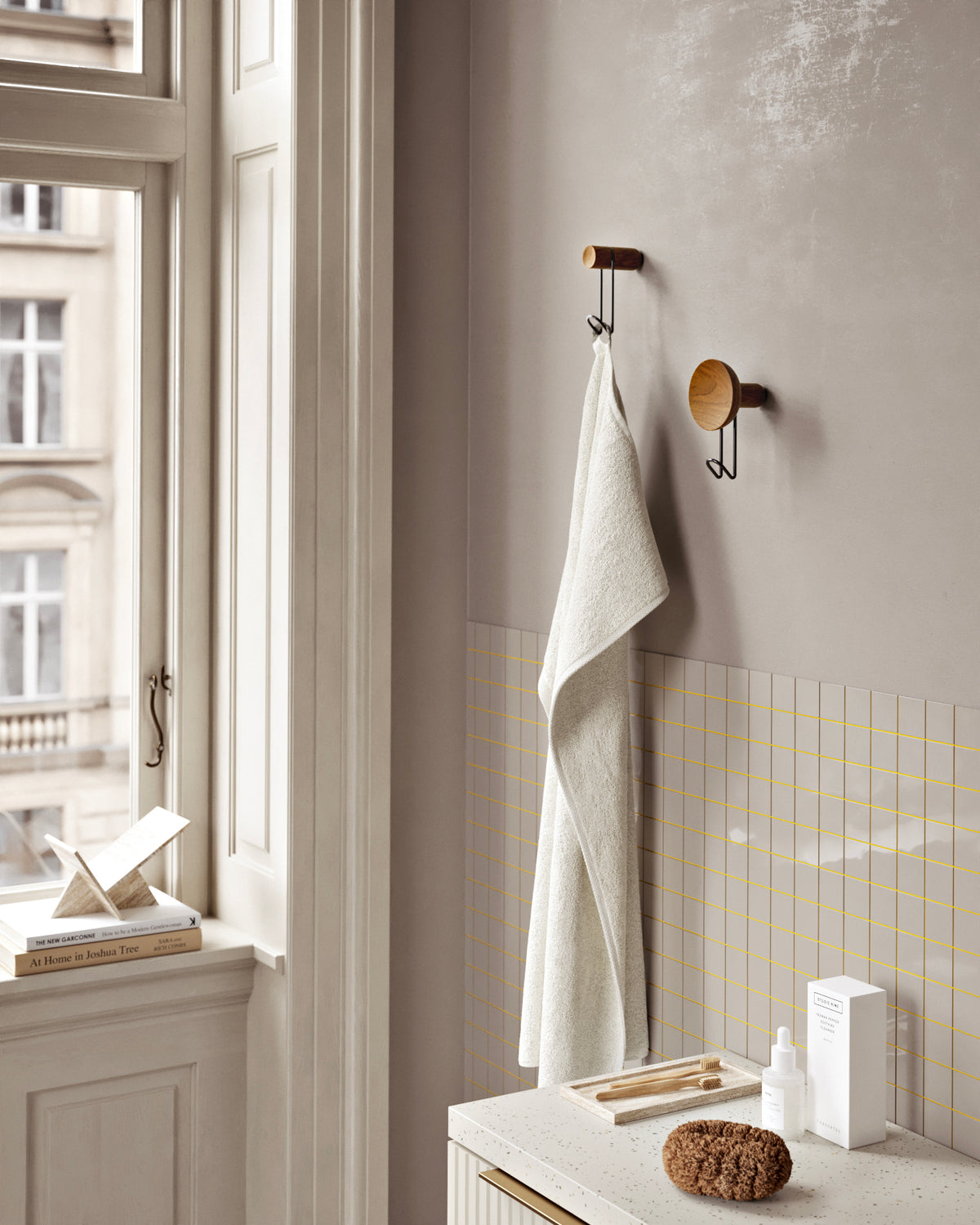 AROUND WALL HANGER LARGE Percha