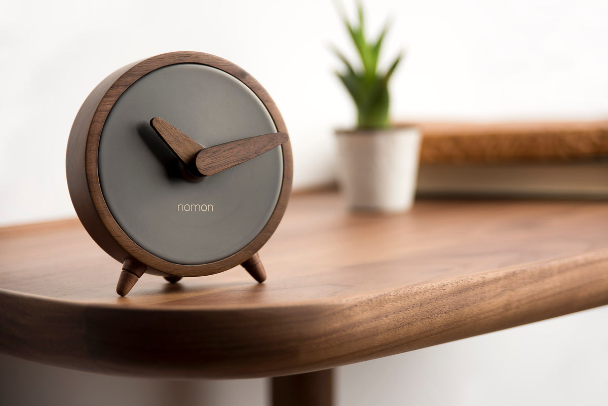 ATOMO SOBREMESA Reloj