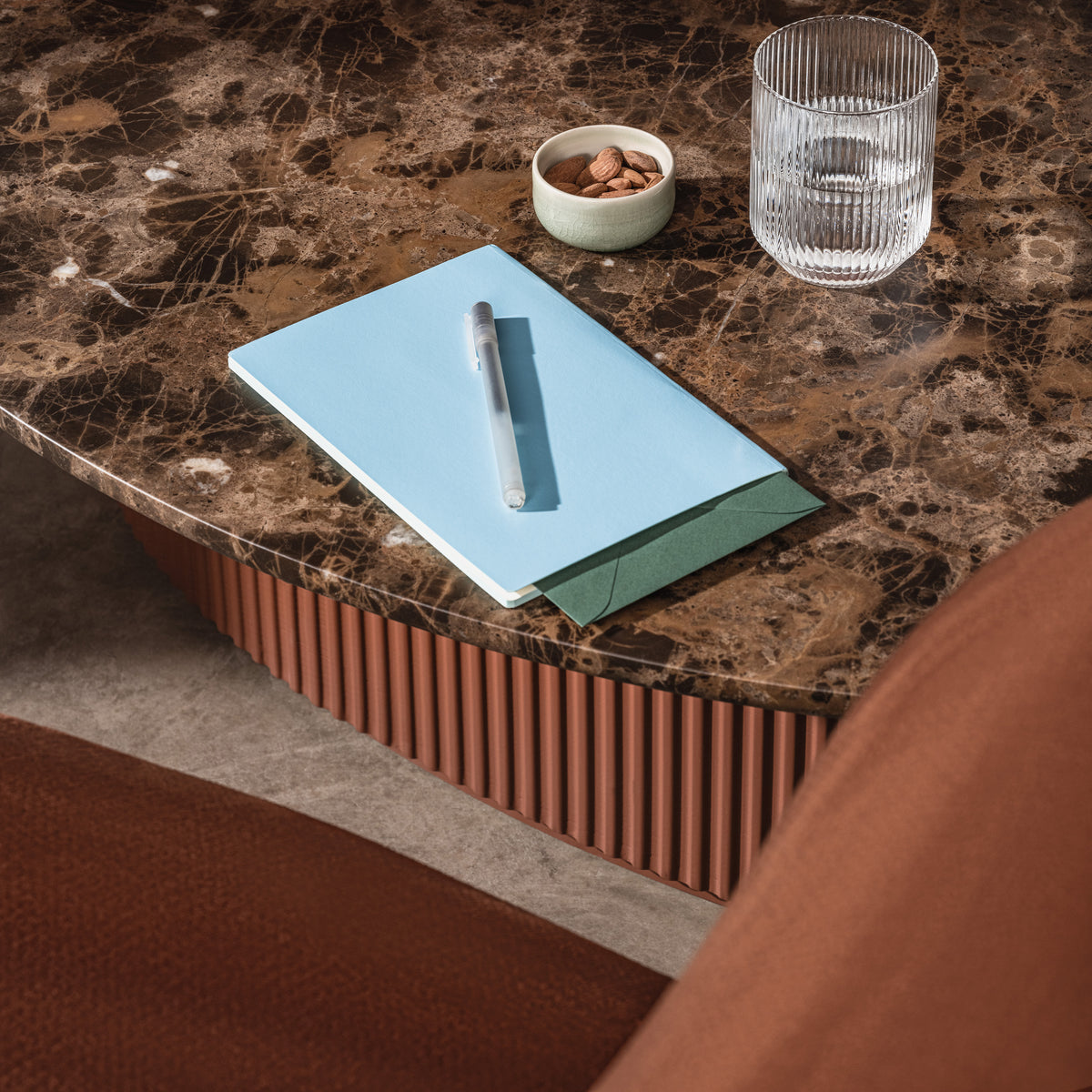 OCCASIONAL TICKET Side table