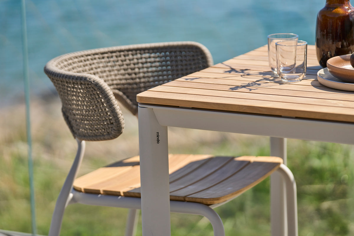 MINDO 101 Mesa de exterior rectangular